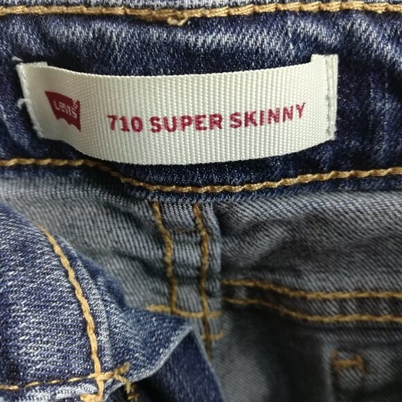 Levis 710 Super Skinny Distressed Jeans Size 16Reg - Picture 14 of 15